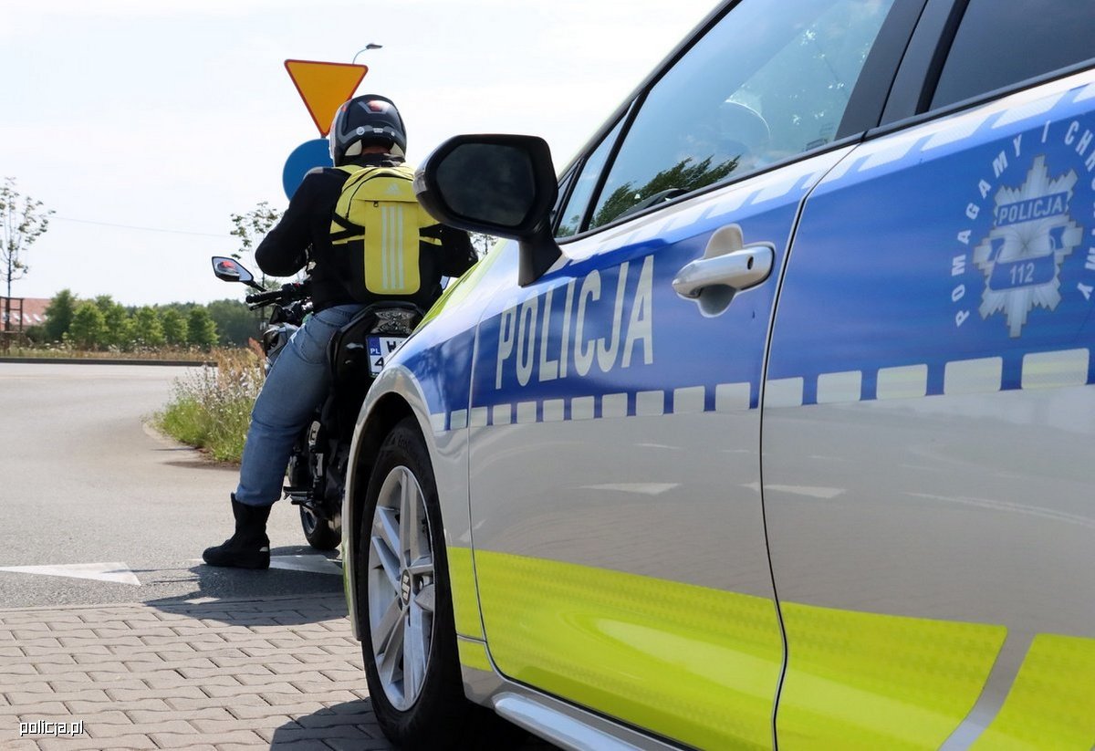 Nietrzeźwy 64-latek sprawcą kolizji drogowej